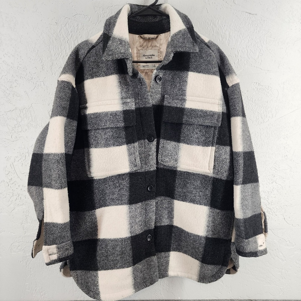 Abercrombie & Fitch Women Small Black White Buffalo Plaid Quilted Shacket Jacket